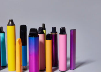 Councils urge ban on disposable vapes