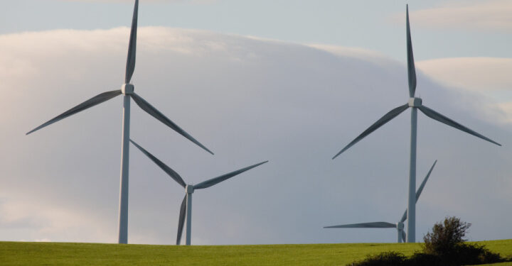 British Gas owner teams up with Deutsche Bahn for wind power ride