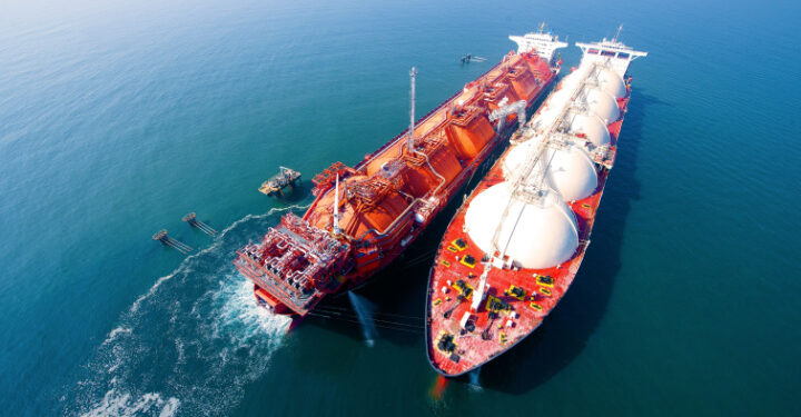Australian LNG workers press on with strike action