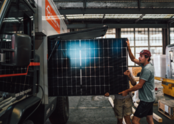 Solar-powered truck takes on world’s highest volcano
