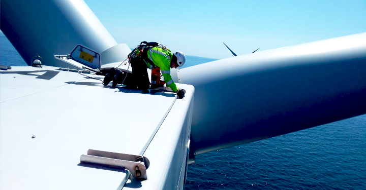 Massive UK wind farm achieves first power