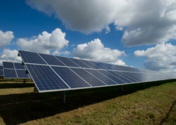 Solar farm to power 17,000 homes