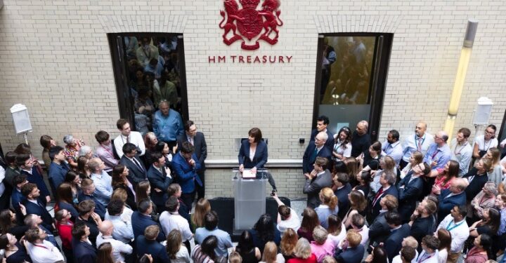 Chancellor Reeves to announce energy reforms in growth strategy