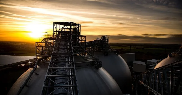 BECCS, negative emissions and the net zero business future