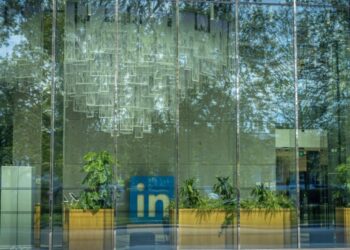 LinkedIn: UK green jobs threatened by skills shortage
