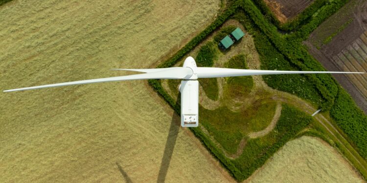 UK to allow wind turbines twice as tall as Big Ben?