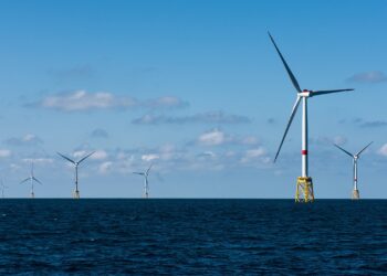 France’s €2.4bn offshore wind farm powers ahead