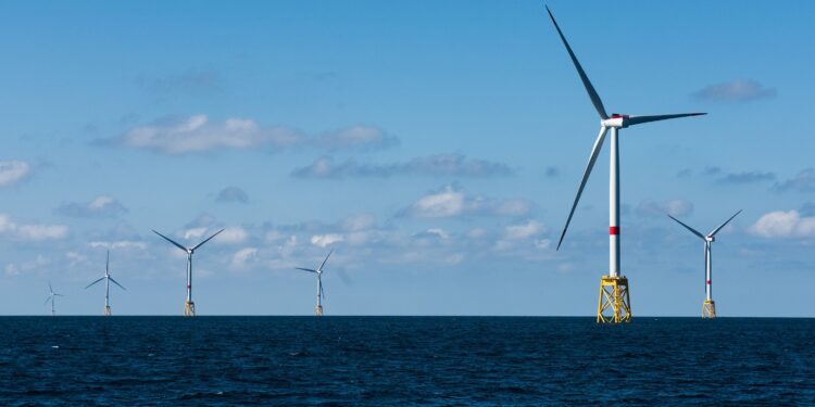 France’s €2.4bn offshore wind farm powers ahead