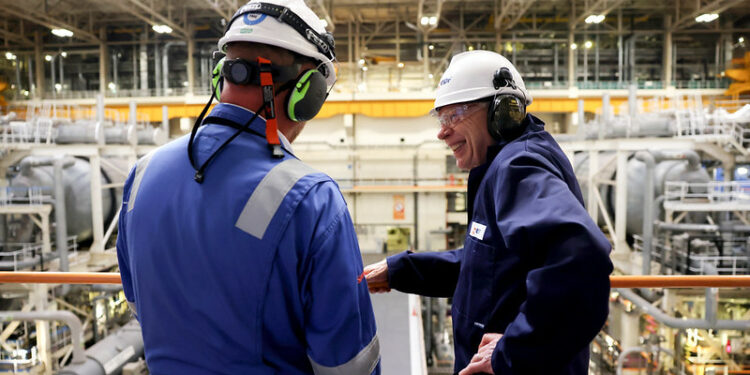 Will new UK nuclear power station plan be scrapped?