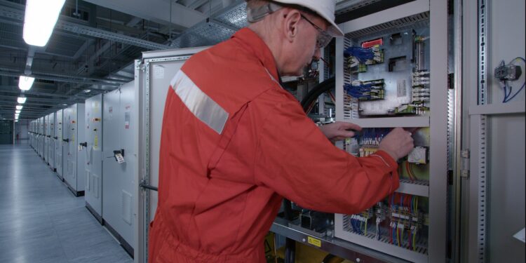 British Gas owner to acquire nine battery projects