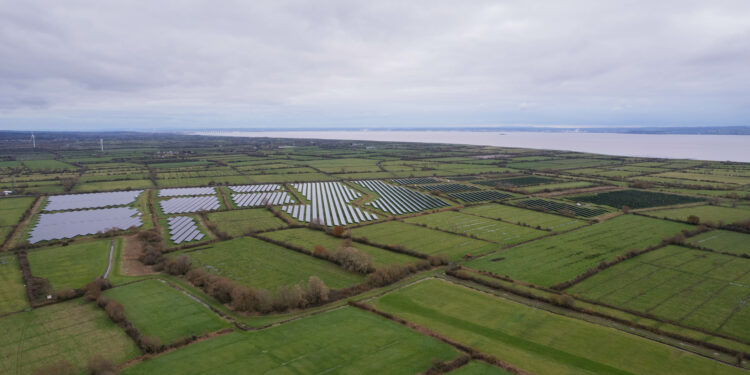 ‘UK’s largest’ operating solar farm secures 20-year PPA
