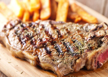 steak and chips meat