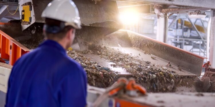 How supporting small businesses can help contribute to net zero goals in the UK