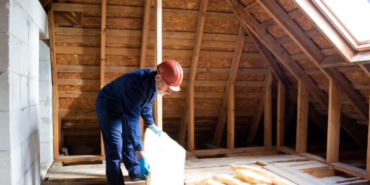 Families could save £8bn with better insulation