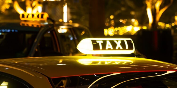 Hydrogen taxis power Paris toward cleaner air