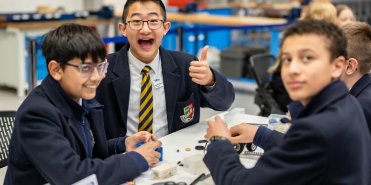 Lego cars with hydrogen power get kids revved up!