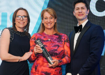 UK customer award for service excellence and saving businesses water and energy, for national business water retailer Water Plus