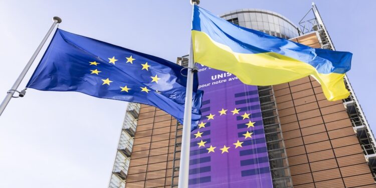 Gas relief for Ukraine as EU agrees €500m loan for winter emergencies 