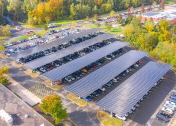 School’s in for solar: Ridgefield High to score $1.5m in savings for the town 