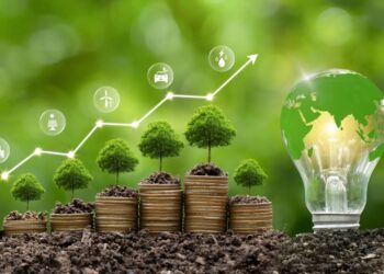Global renewable energy investment reaches record $386 billion