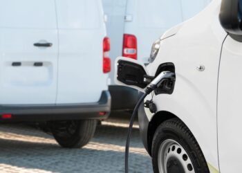 UK extends discounts for electric vans and trucks until 2027