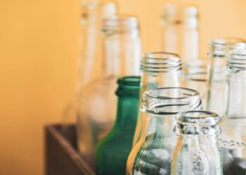 Wales proposes including glass in deposit return scheme