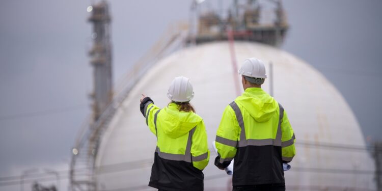 Labour urged to back strategic oil and gas measures for secure, low-carbon transition