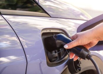 European EV drivers show strong brand loyalty as smart charging habits evolve