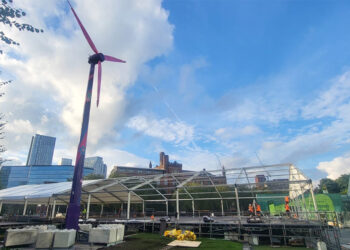 Octopus powers Manchester’s festive season with wind turbine