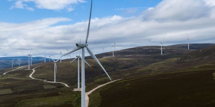 Chinese firm plans £1.5bn turbine plant in Scotland