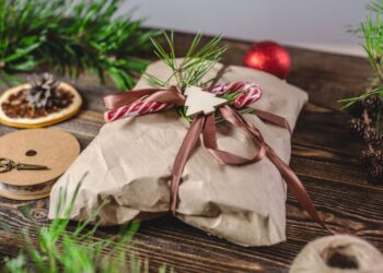 Time for greener Christmas plastic packaging