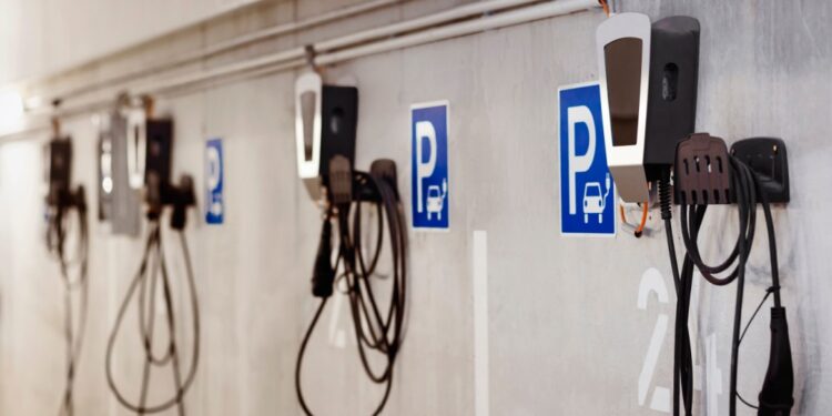 Zapmap survey shows EV drivers happier with public charging