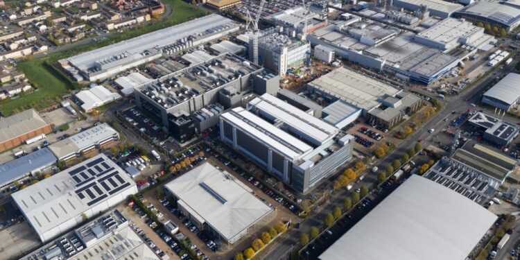 Can new nuclear power cut data centre emissions as demand surges?