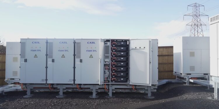 EDF power solutions hits 2GW milestone of clean energy capacity in UK
