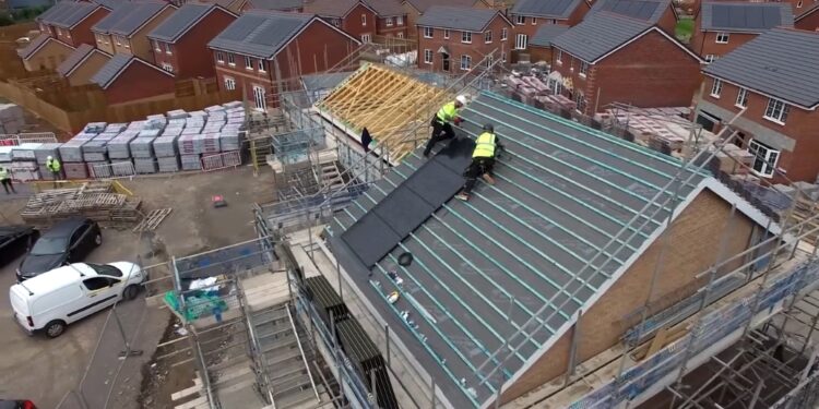 New homes promise £25 monthly energy bills with built-in solar and storage