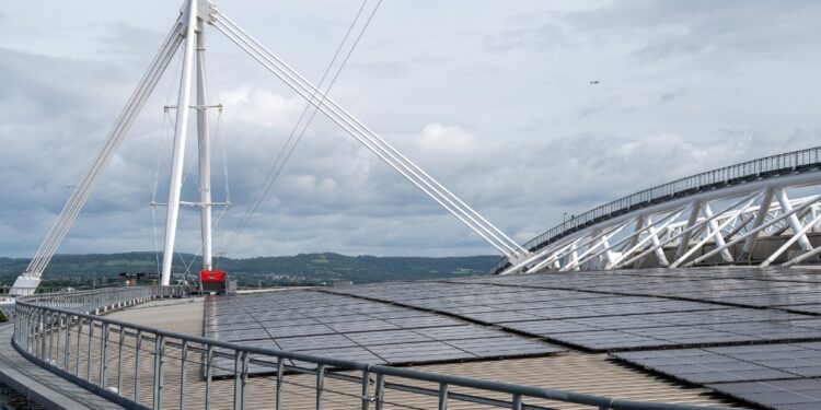 Principality Stadium switches on UK’s largest sports venue solar installation