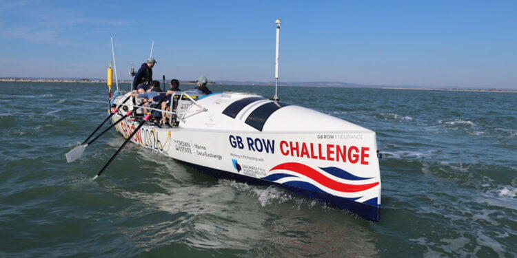 Rowers combine endurance challenge with vital ocean sustainability research