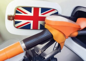 Drivers spending £18 more for a full tank