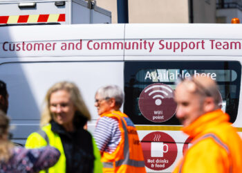 UK Power Networks ranked among UK’s top 10 for customer service