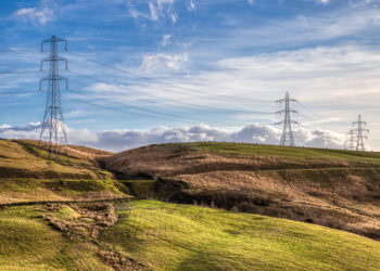 Smart grid technology speeds up battery connections in the North West