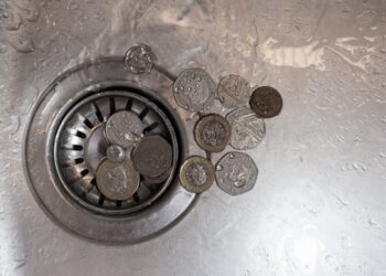 Businesses save 10.4 billion litres of water